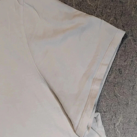 Vintage Women's Wonder Woman T-Shirt No Tag CK  MEASUREMENTS - Picture 4 of 10